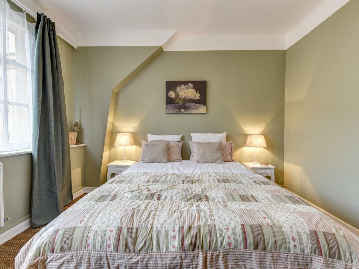 H-Bnb - Les Meubles Du 1 Bed and Breakfast Metz Eksteriør billede