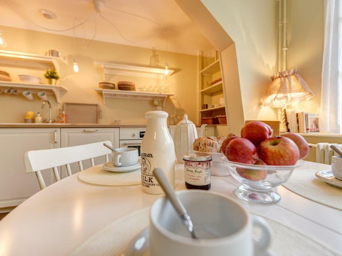 H-Bnb - Les Meubles Du 1 Bed and Breakfast Metz Eksteriør billede