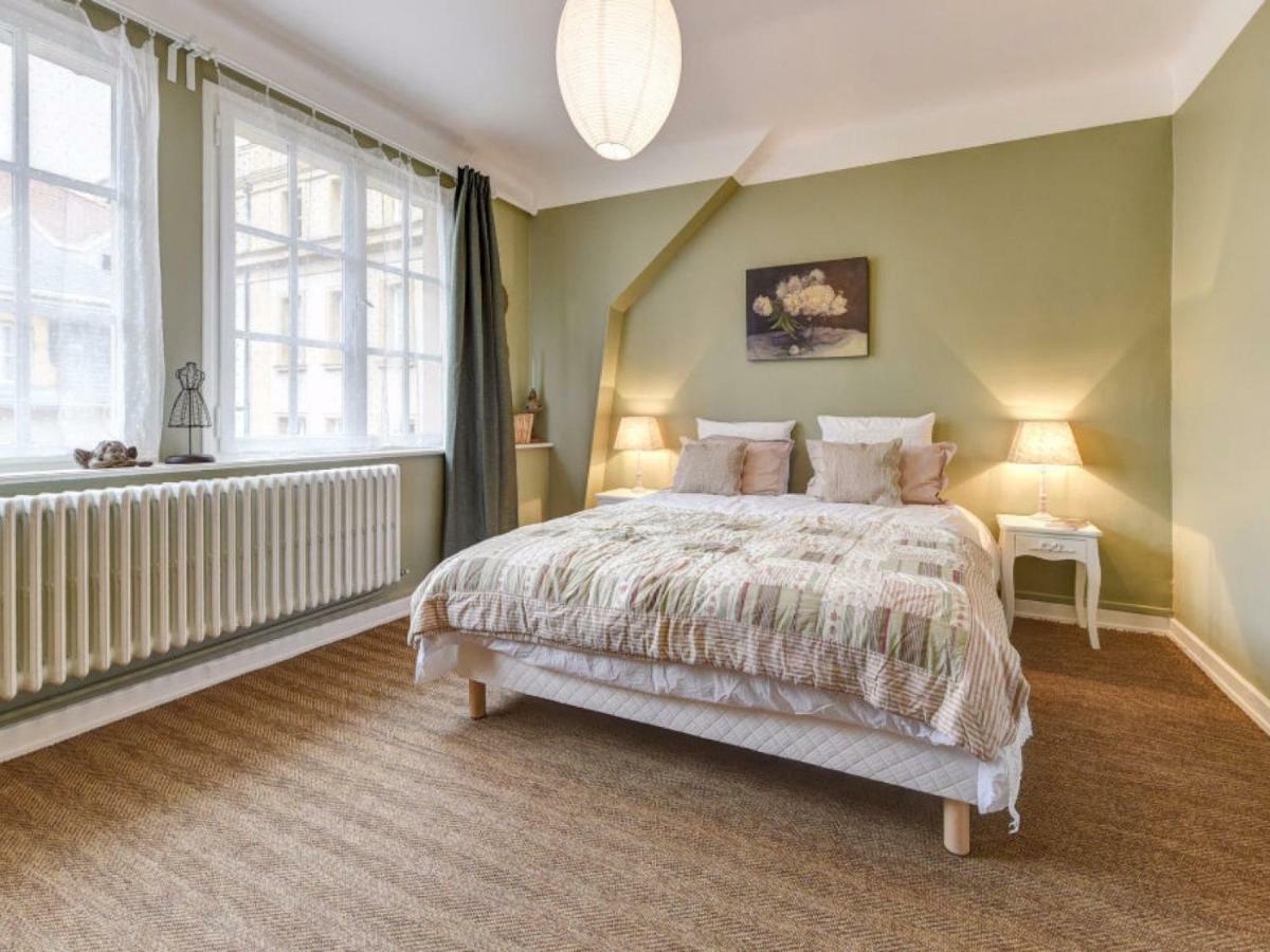 H-Bnb - Les Meubles Du 1 Bed and Breakfast Metz Værelse billede