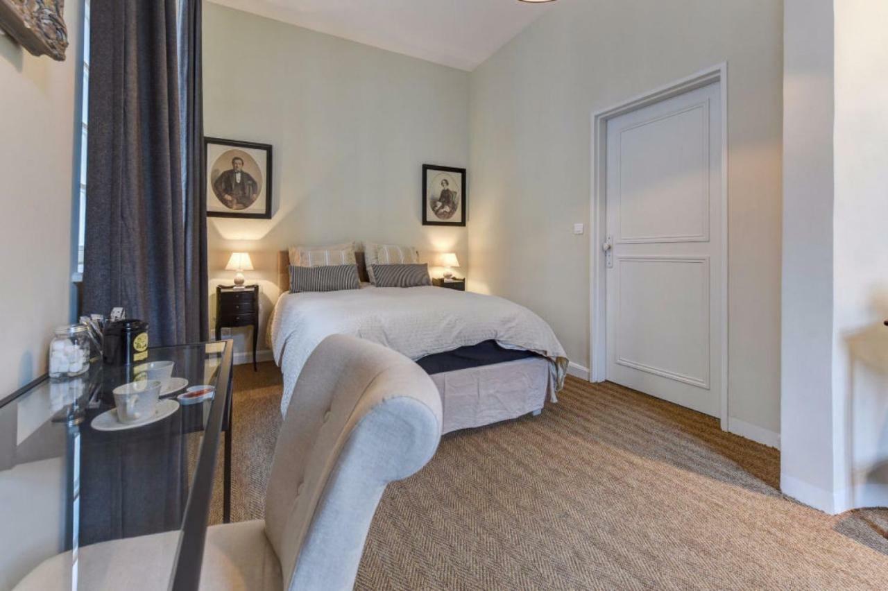 H-Bnb - Les Meubles Du 1 Bed and Breakfast Metz Eksteriør billede